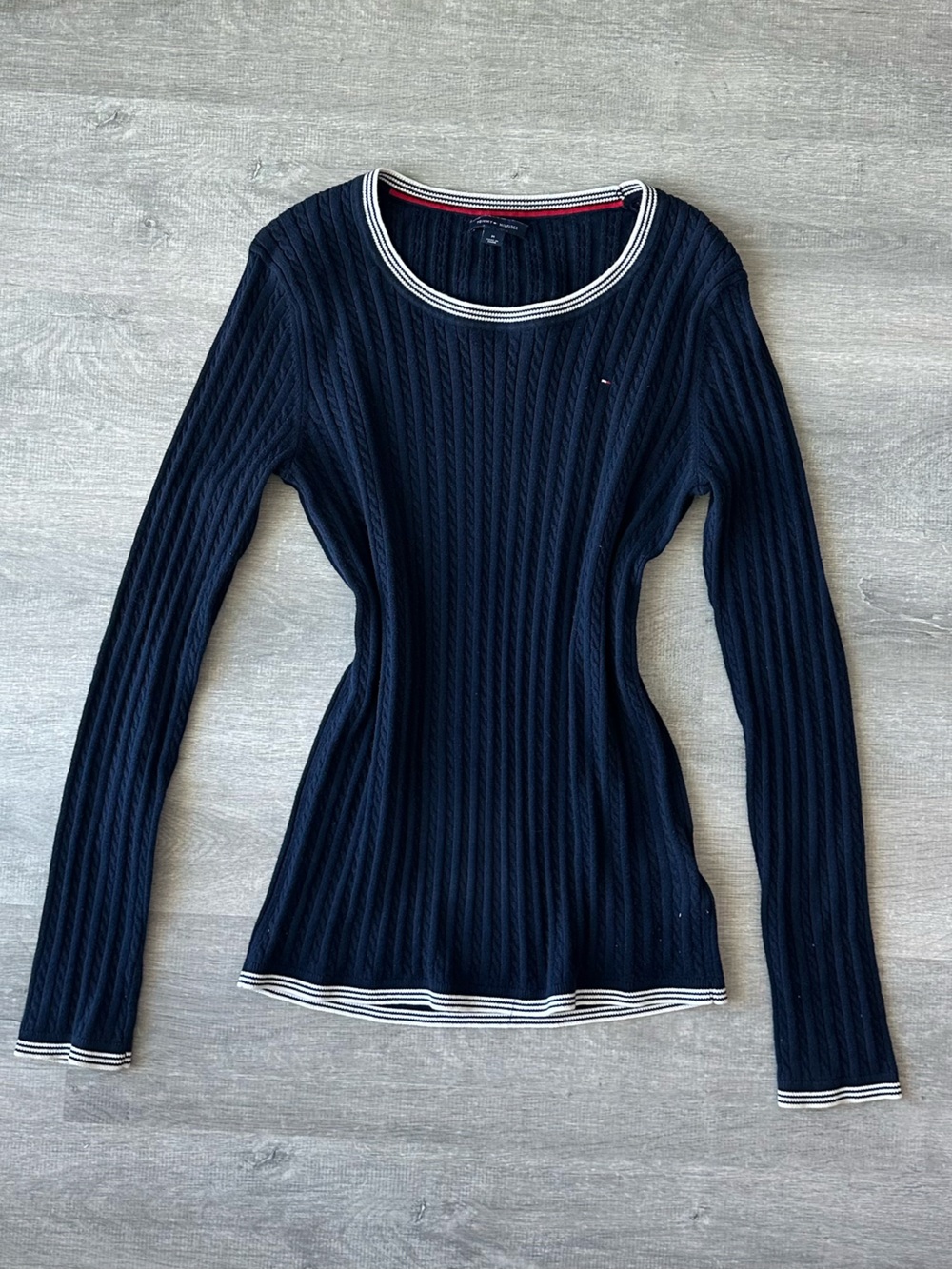 Tommy Hilfiger Navy Ribbed Long-Sleeve Sweater Y2K Classic Womenâs